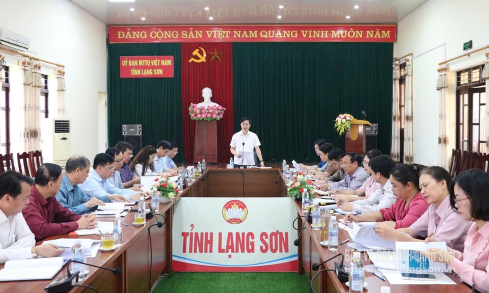 Lấy ý kiến vào Đề án sắp xếp, tinh gọn tổ chức bộ máy MTTQ, các đoàn thể và hội quần chúng