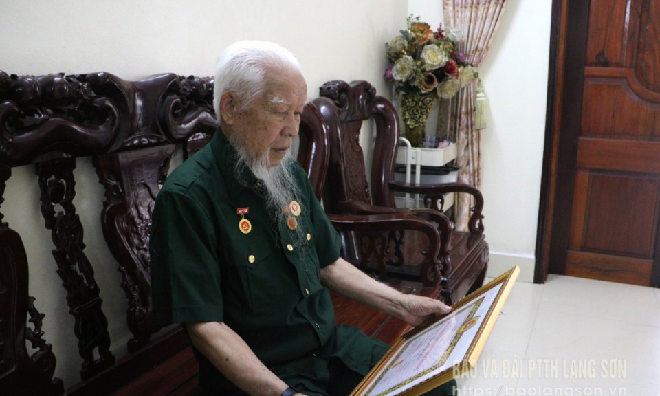 Một đời theo Đảng