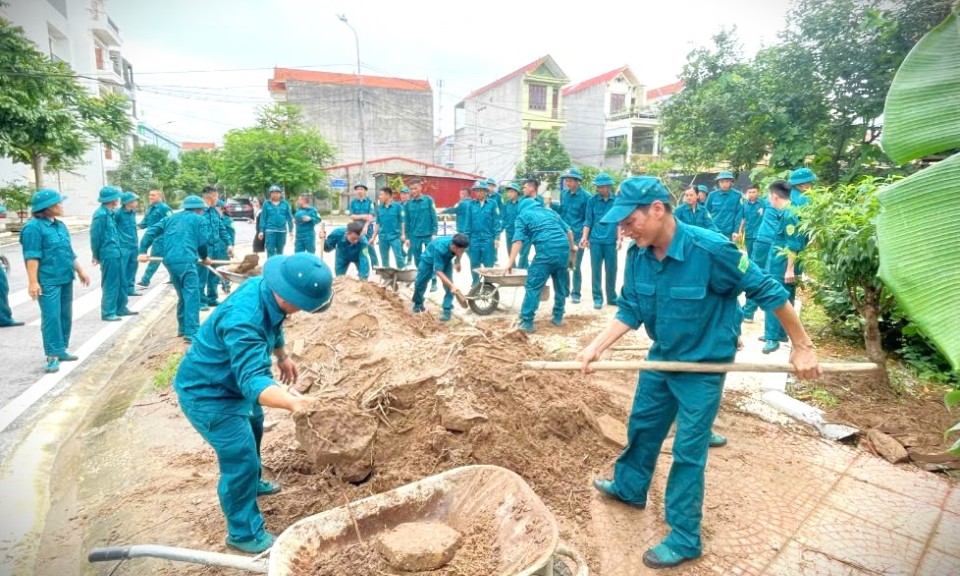 Sao vuông sáng ở Đông Kinh