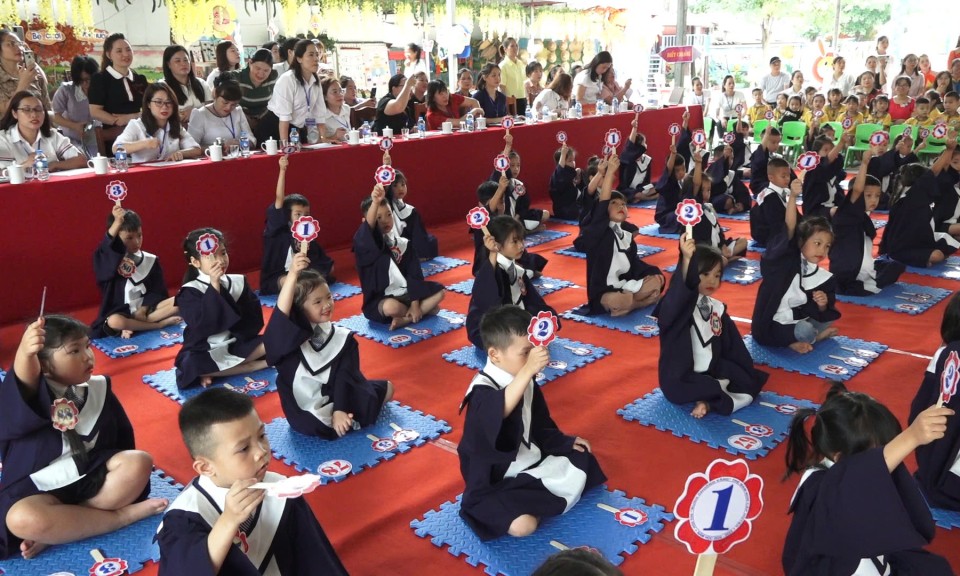 Văn Lãng tổ chức hội thi “Rung chuông vàng” trẻ mầm non