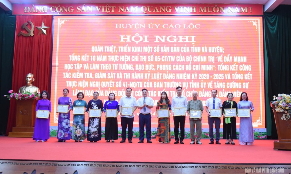 Học Bác mỗi ngày