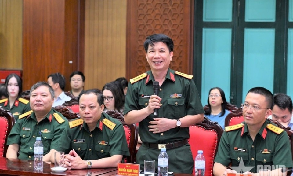 Các tác giả đoạt giải Cuộc thi viết “Bảo vệ nền tảng tư tưởng của Đảng trong tình hình mới”: Tin tưởng thế hệ trẻ Việt Nam sẽ tiếp bước vững vàng, bảo vệ và phát triển nền tảng tư tưởng của Đảng