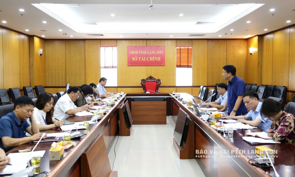 Đoàn công tác của Ban Thường vụ Đảng ủy UBND tỉnh làm việc với Đảng ủy Sở Tài chính