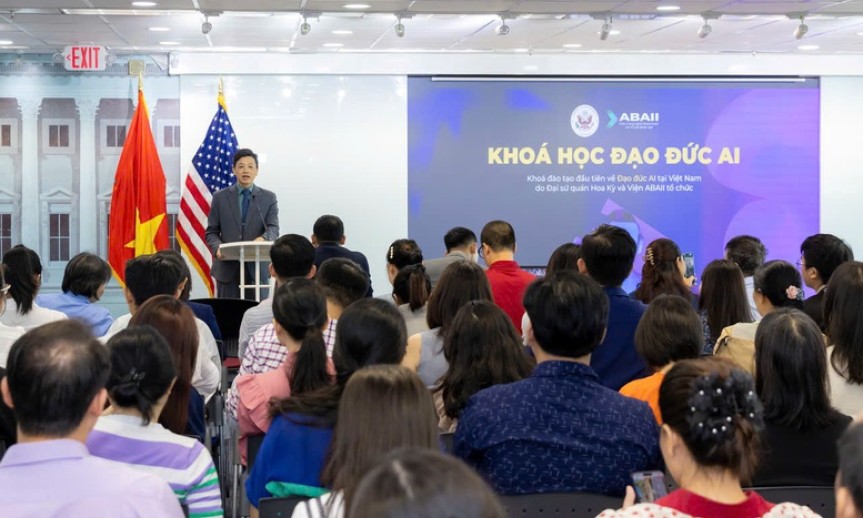 Đạo đức AI: Bài học từ các công ty công nghệ lớn cho đến ứng dụng tại Việt Nam