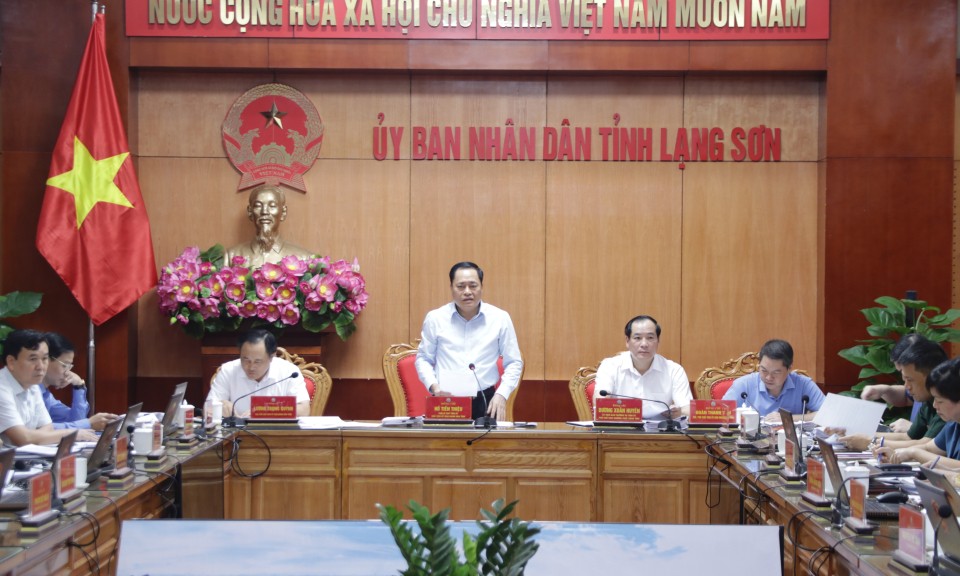 UBND tỉnh họp thường kỳ tháng 5 (phiên thứ nhất):  Thảo luận và quyết định 7 nội dung quan trọng