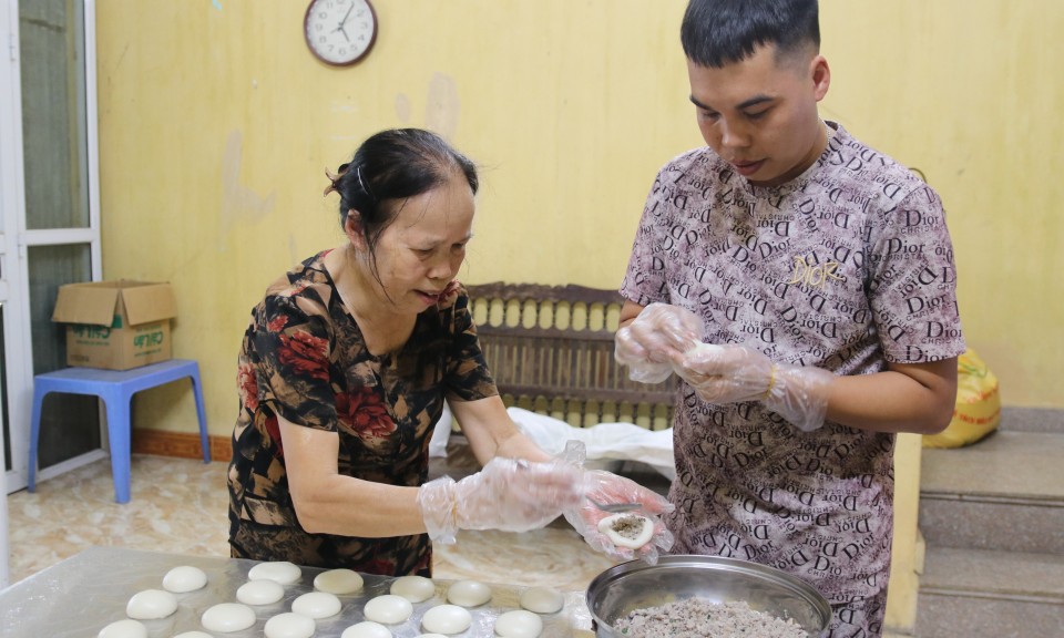 Dân dã bánh xì ón Xứ Lạng