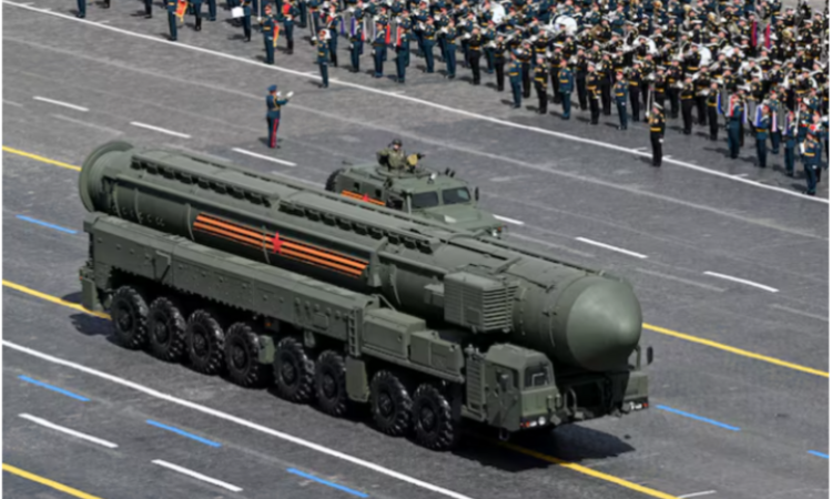Ukraine nghi Nga có kế hoạch phóng tên lửa đạn đạo