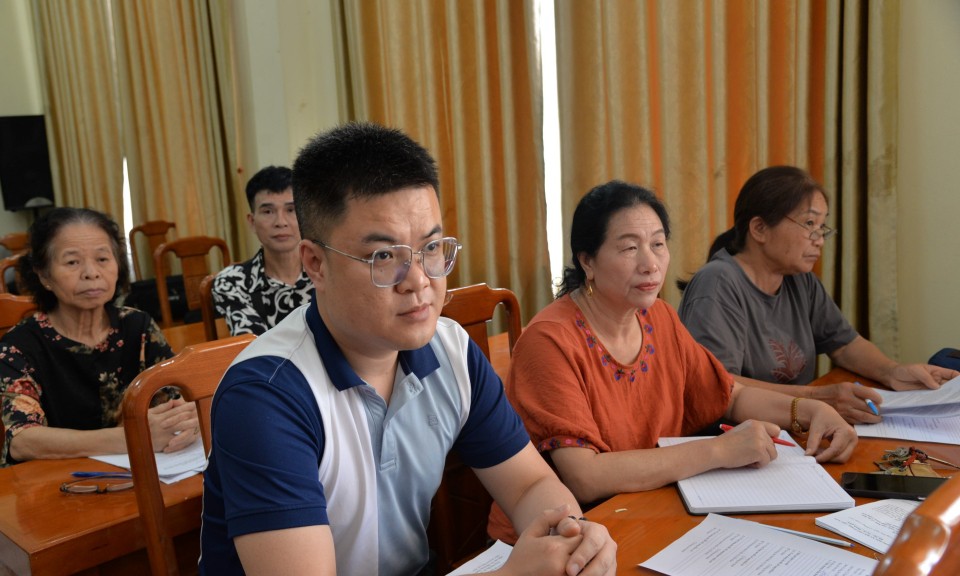 Uỷ Ban MTTQ Việt Nam thành phố Lạng Sơn lấy ý kiến góp ý dự thảo Nghị quyết sửa đổi Hiến pháp năm 2013