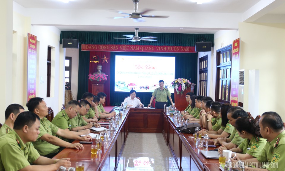Tọa đàm kỷ niệm 52 năm thành lập lực lượng Kiểm lâm Việt Nam