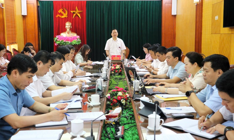 Ban Kinh tế - Ngân sách HĐND tỉnh họp thẩm tra một số nội dung trình kỳ họp chuyên đề 