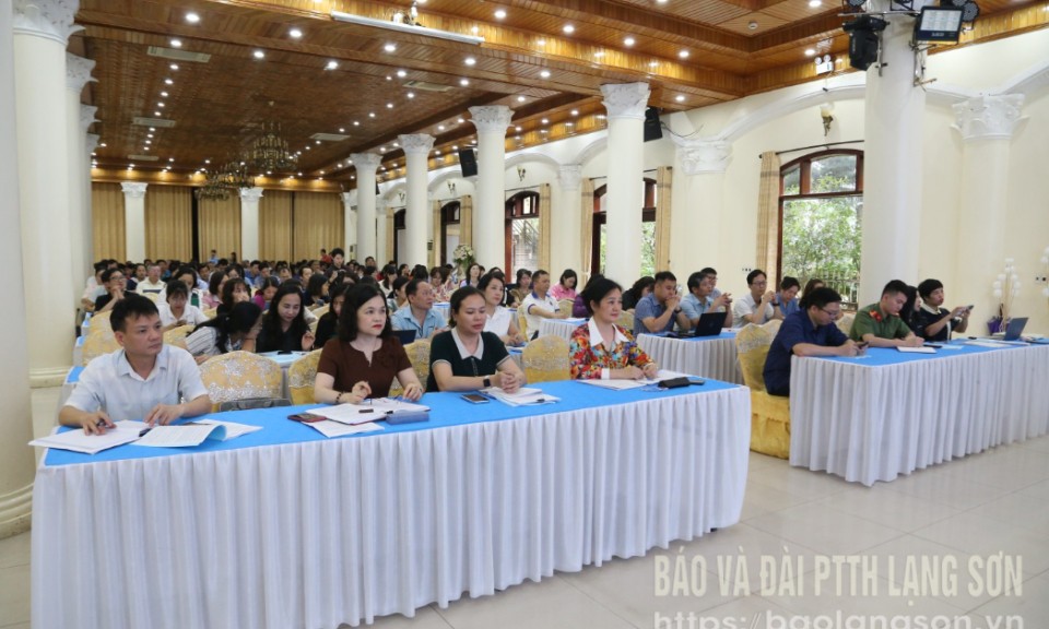 Bồi dưỡng nghiệp vụ tổ chức coi thi Kỳ thi tuyển sinh lớp 10 THPT năm học 2025–2026