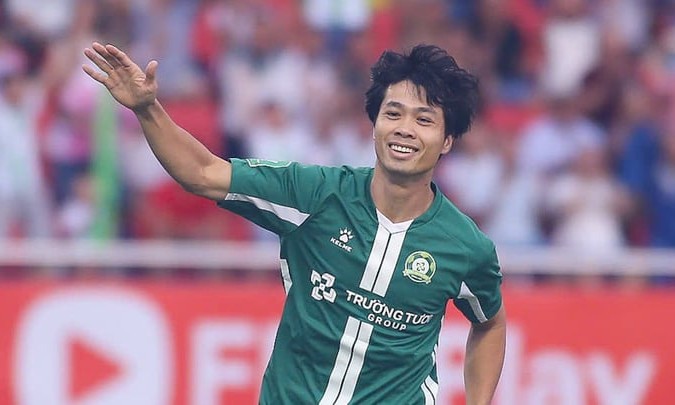 Công Phượng 'không hứa hẹn gì' khi trở lại tuyển Việt Nam