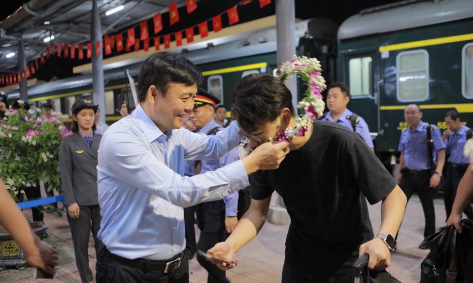 Khôi phục chạy tàu khách liên vận quốc tế Việt Nam - Trung Quốc 