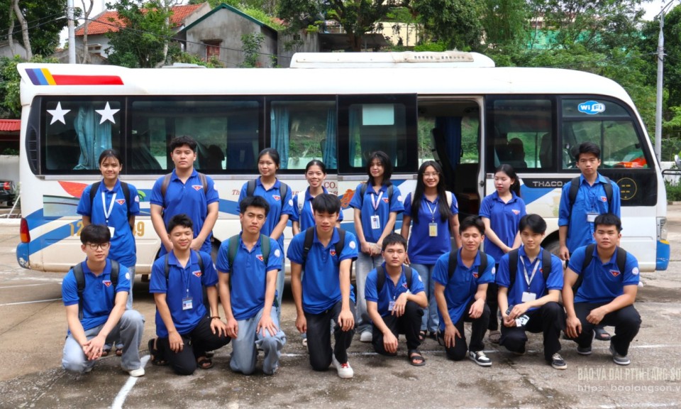 Lợi ích kép xe đưa đón học sinh