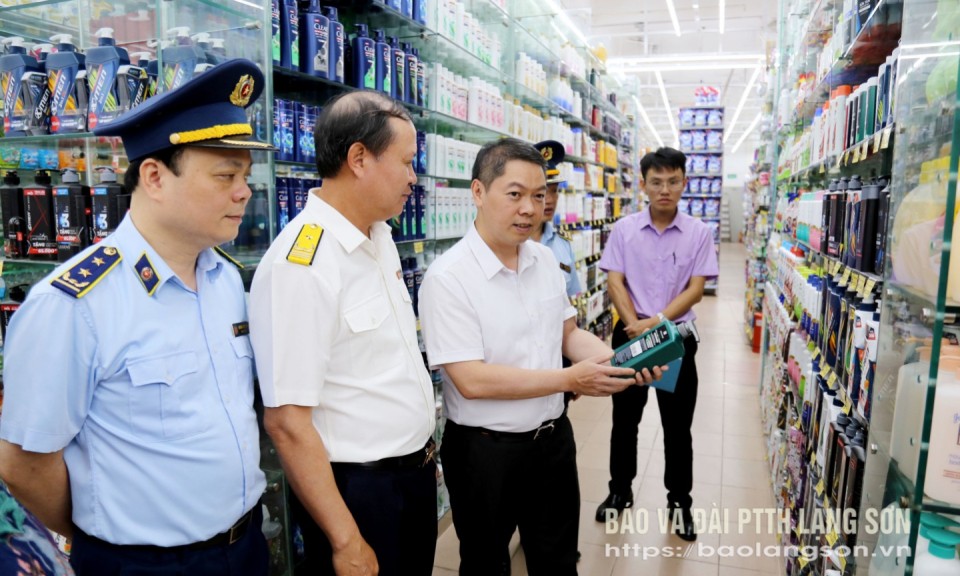công tác chống buôn lậu, gian lận thương mại, hàng giả, xâm phạm quyền sở hữu trí tuệ tại thành phố Lạng