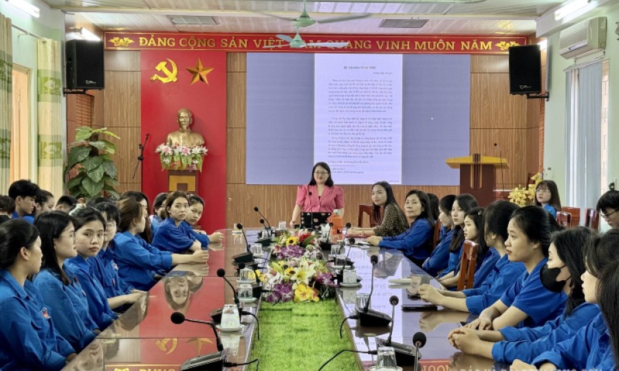 Trường Cao đẳng Sư phạm Lạng Sơn: Sinh hoạt chuyên đề về bảo vệ nền tảng tư tưởng của Đảng