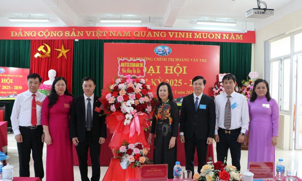 Đại hội điểm Đảng bộ Trường Chính trị Hoàng Văn Thụ