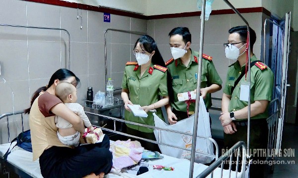 Chăm lo cho trẻ em: Vì một thế hệ tương lai
