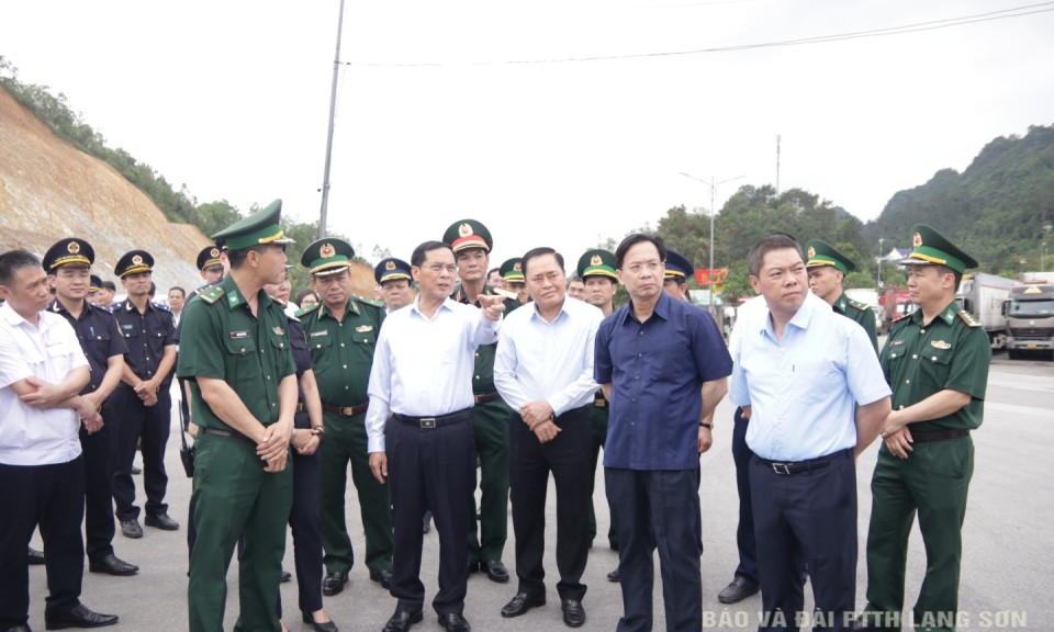 Phó Thủ tướng Chính phủ kiểm tra, làm việc với tỉnh Lạng Sơn về công tác phòng chống buôn lậu, gian lận thương mại