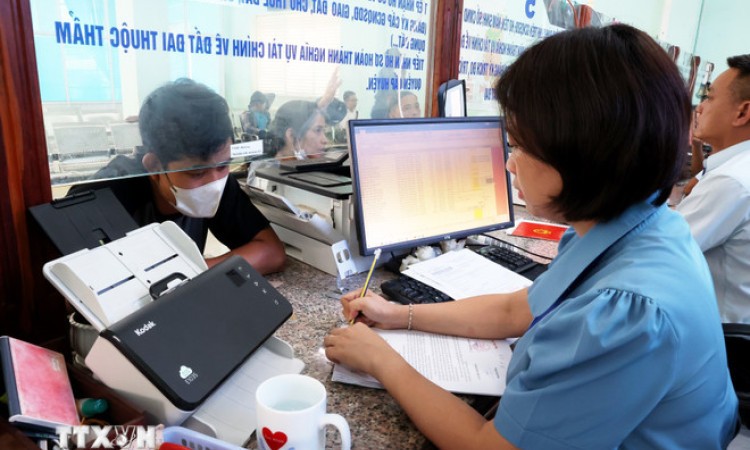 Cán bộ, công chức không hoàn thành nhiệm vụ 1 năm vào diện tinh giản biên chế?