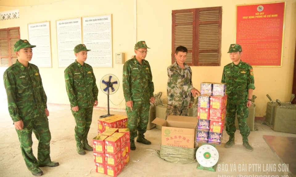 Bắt giữ gần 390 kg pháo lậu trong chuyên án LS525