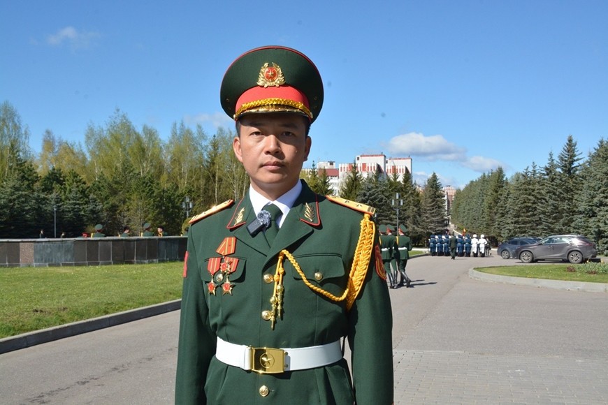 Trung tá Nguyễn Văn Đức tại Moscow (Liên bang Nga). Ảnh: HIỀN MINH