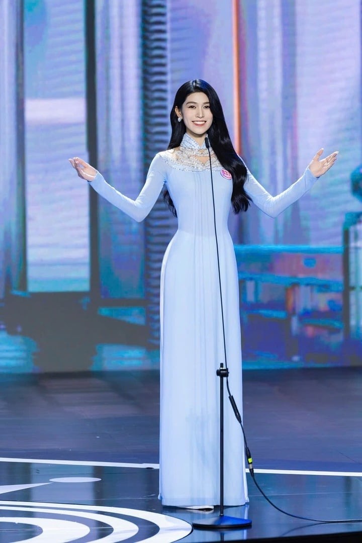 Nguyễn Thanh Thảo là gương mặt nổi bật của top 25 Hoa hậu Việt Nam năm nay. Cô được đánh giá là một trong những ứng viên sáng giá cho ngôi vị cao nhất.