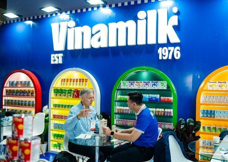 Vinamilk gặp gỡ, làm việc với nhiều đối tác đến từ các nước trong khu vực châu Á và Âu – Mỹ.