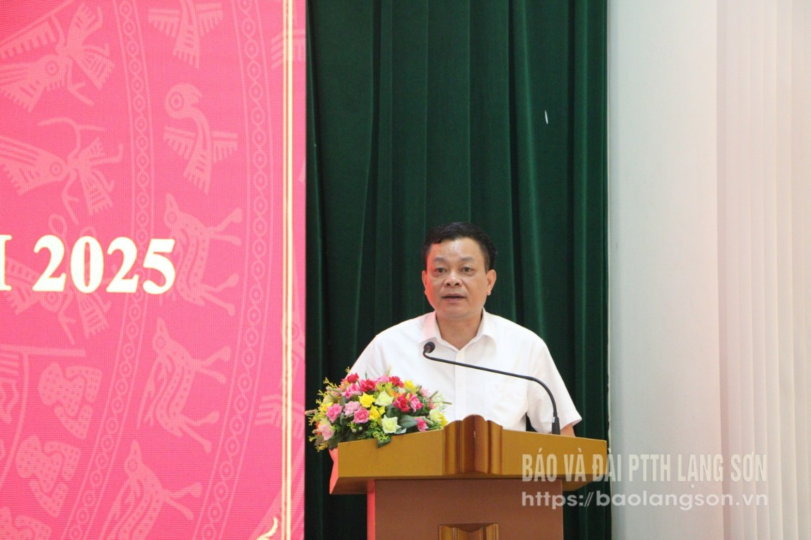 Đồng chí Nguyễn Quốc Khánh, Ủy viên Ban Thường vụ Tỉnh ủy, Trưởng Ban Tuyên giáo và Dân vận Tỉnh ủy định hướng tuyên truyền thời gian tới