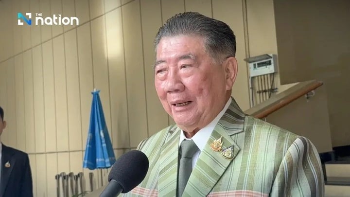 Bộ trưởng Quốc phòng Thái Lan Phumtham Wechayachai.
