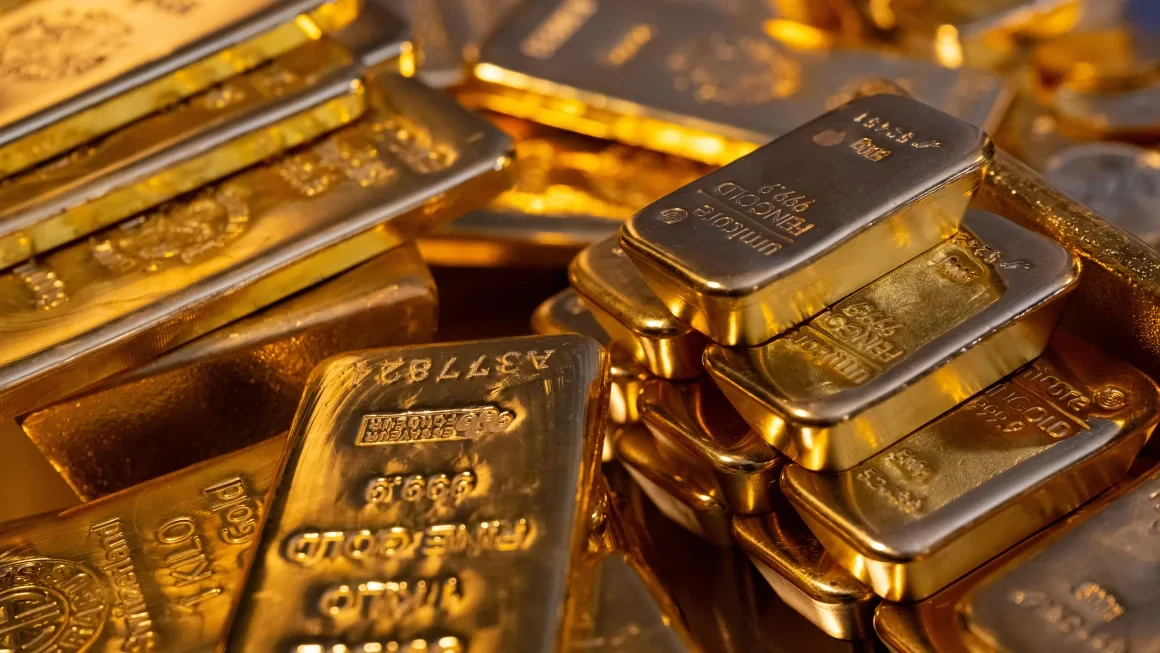 Giá vàng thế giới hôm nay niêm yết trên Kitco quanh ngưỡng 3.375,8 USD/ounce. Ảnh: CNN
