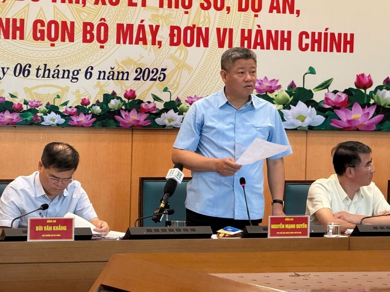 Ông Nguyễn Mạnh Quyền, Phó Chủ tịch UBND Hà Nội phát biểu tại buổi làm việc - Ảnh: VGP/HT