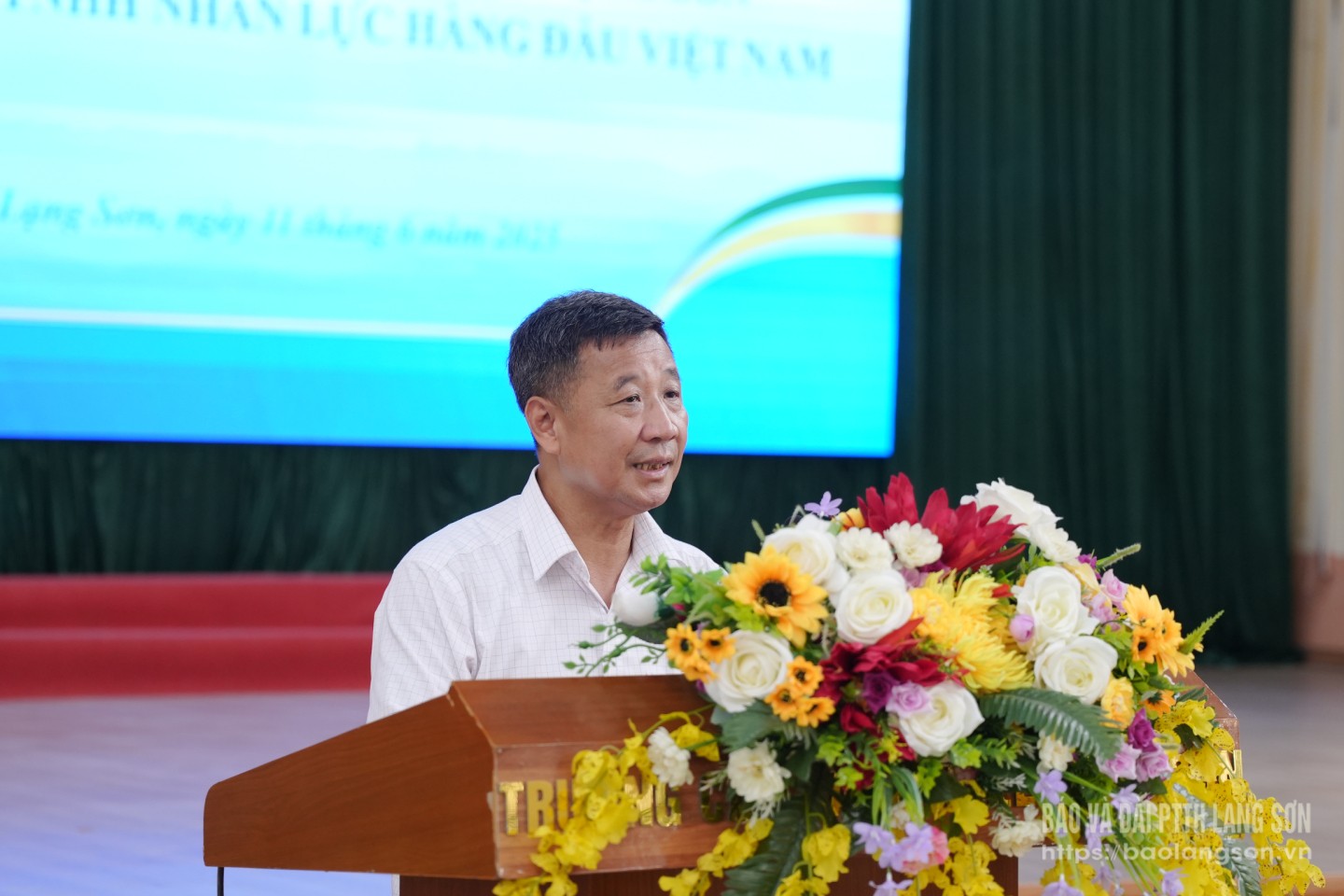 Lãnh đạo Trường Cao đẳng nghề Lạng Sơn phát biểu tại chương trình