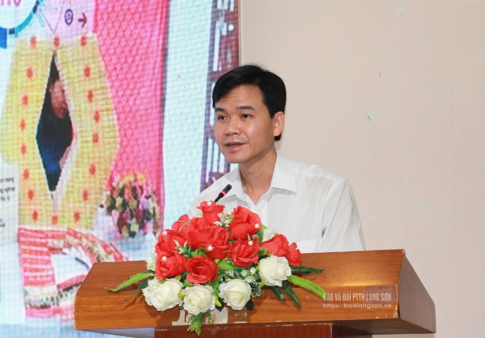 Đại biểu Sở Giáo dục và Đào tạo tham luận chủ đề Ứng dụng công nghệ số trong khuyến học xanh, khuyến khích học tập trực tuyến, sử dụng tài liệu điện tử, xây dựng nền tảng giáo dục thân thiện với môi trường