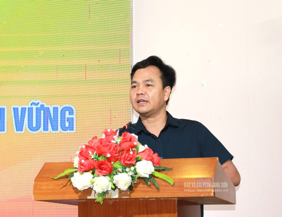 Đại biểu CLB Đầu tư và khởi nghiệp tỉnh tham luận tại hội thảo