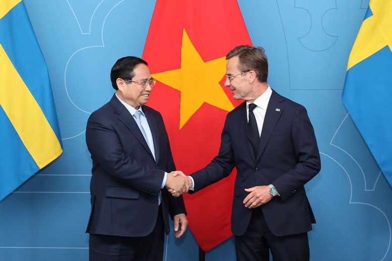 Thủ tướng Chính phủ Phạm Minh Chính và Thủ tướng Thụy Điển Ulf Kristerson trước hội đàm - Ảnh: VGP/Nhật Bắc