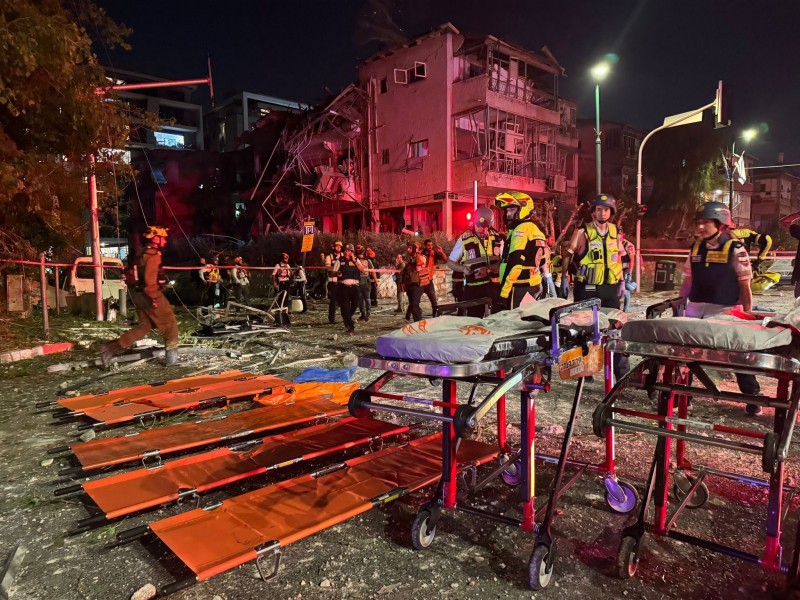 Hiện trường một vụ nổ ở Tel Aviv rạng sáng 14/6. Ảnh: Times of Israel
