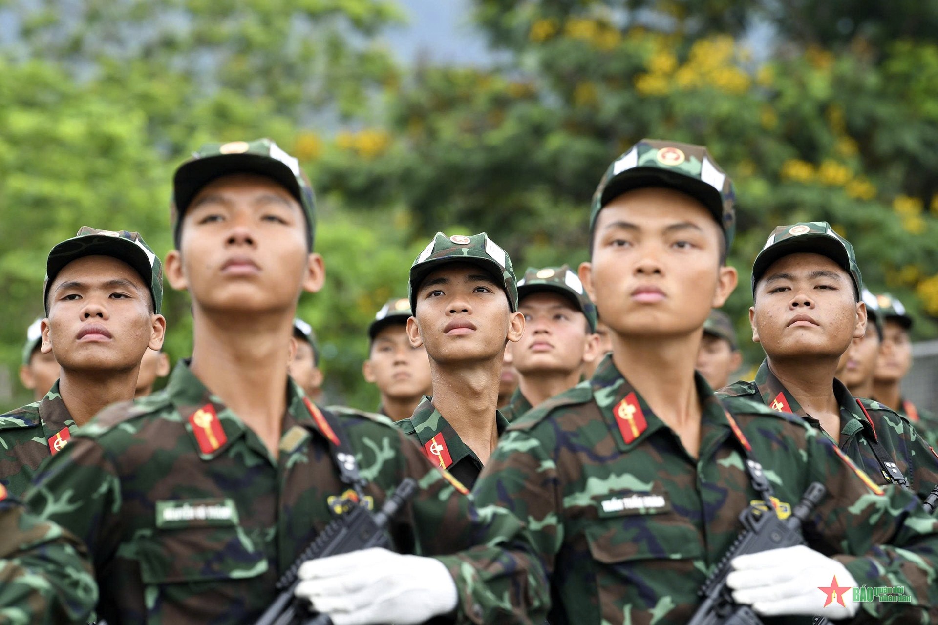Vượt nắng, thắng mưa, rèn ý chí cho ngày hội lớn