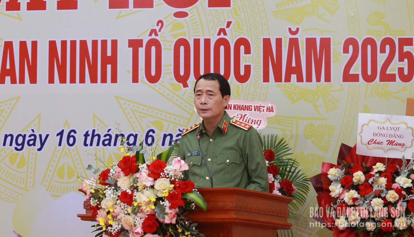 Thượng tướng Lê Quốc Hùng, Ủy viên Trung ương Đảng, Thứ trưởng Bộ Công an phát biểu chỉ đạo tại ngày hội