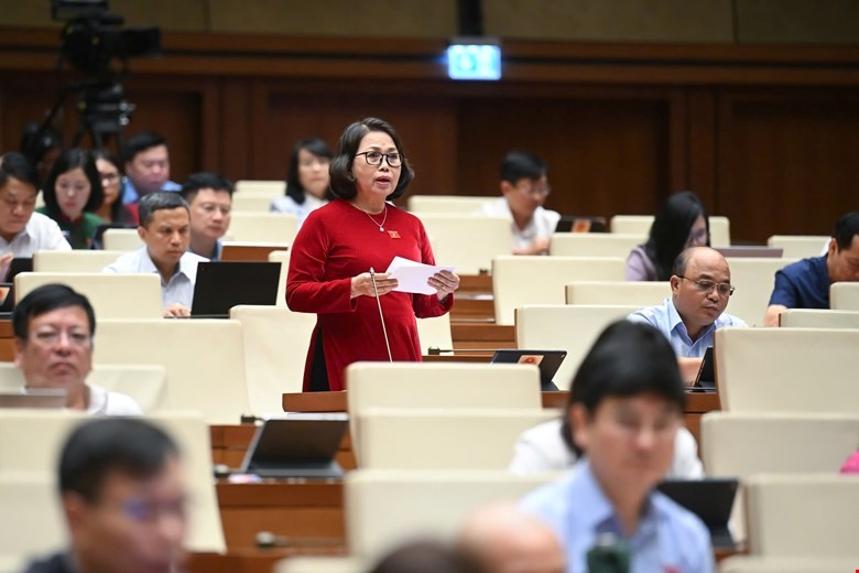 ĐBQH Nguyễn Thị Yến.