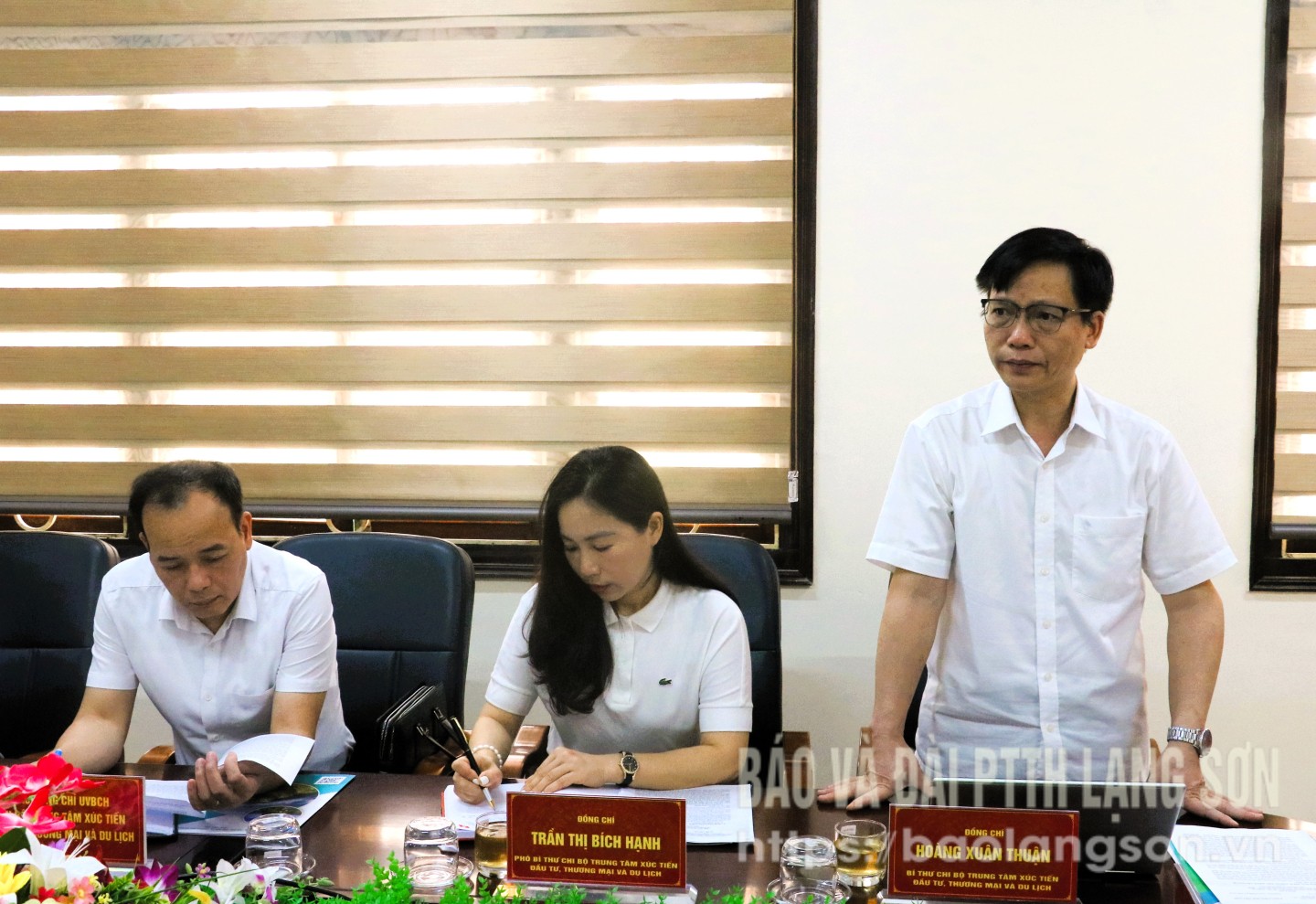 Lãnh đạo Chi bộ Công ty TNHH MTV Xổ số kiến thiết Lạng Sơn phát biểu làm rõ thêm một số vấn đề tại buổi kiểm tra