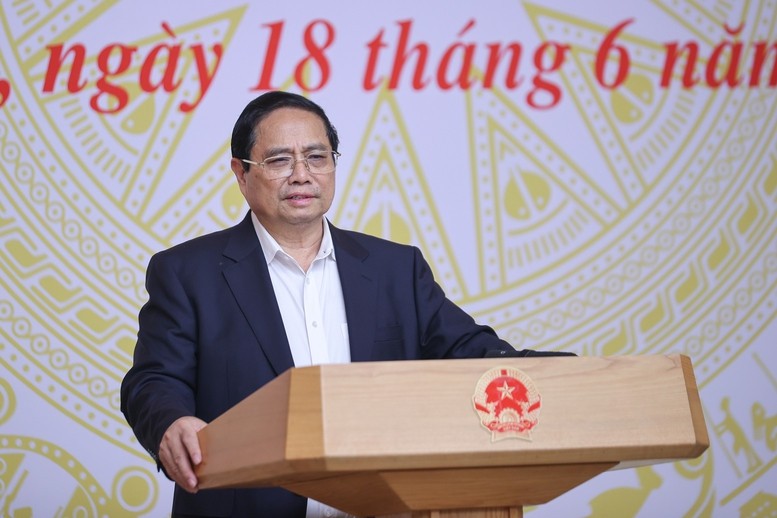 Thủ tướng Phạm Minh Chính: Tạo thuận lợi nhất cho mỗi thí sinh, tổ chức kỳ thi THPT thực sự là 'ngày hội' - Ảnh: VGP/Nhật Bắc