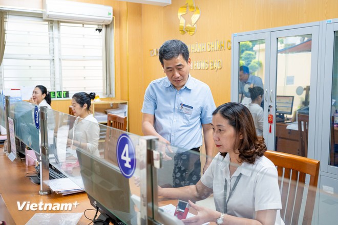 Hà Nội hiện có 903 cơ sở hành chính được sử dụng tại 30 quận, huyện, thị xã và 526 xã, phường, thị trấn. Sau sắp xếp, thành phố sẽ bố trí 232 cơ sở nhà, đất làm trụ sở cho 126 xã, phường theo nguyên tắc 