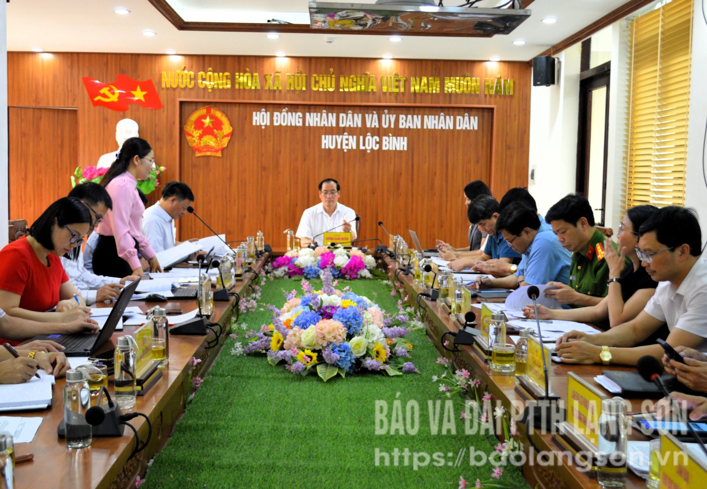 Đại diện