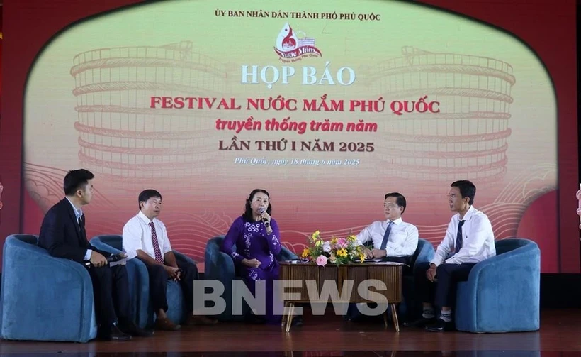 Representatives from Phu Quoc city and agencies at the press conference to announce the fisrt Phu Quoc fish sauce festival. (Photo: VNA)