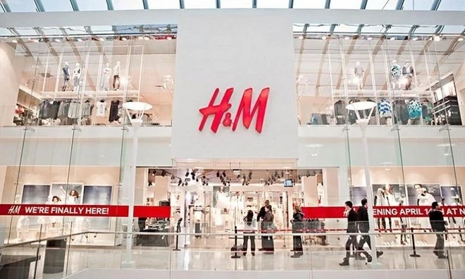 A H&M store (Photo: Reuters)