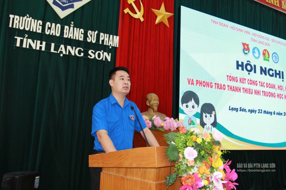 Lãnh đạo Tỉnh đoàn phát biểu khai mạc hội nghị