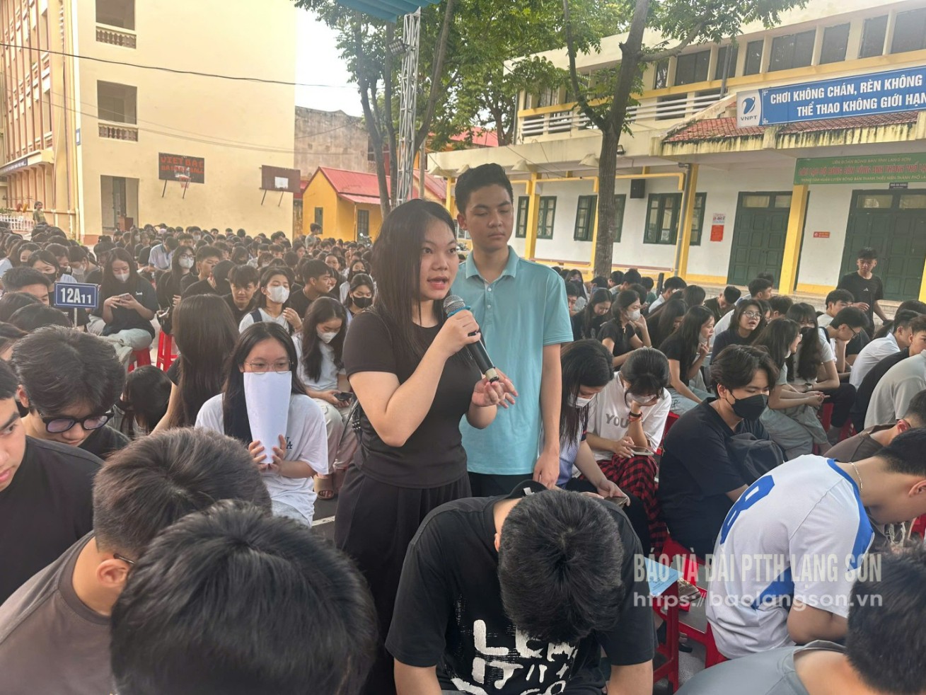 Học sinh Trường THPT Việt Bắc chia sẻ về kinh nghiệm nghỉ ngơi, ôn luyện