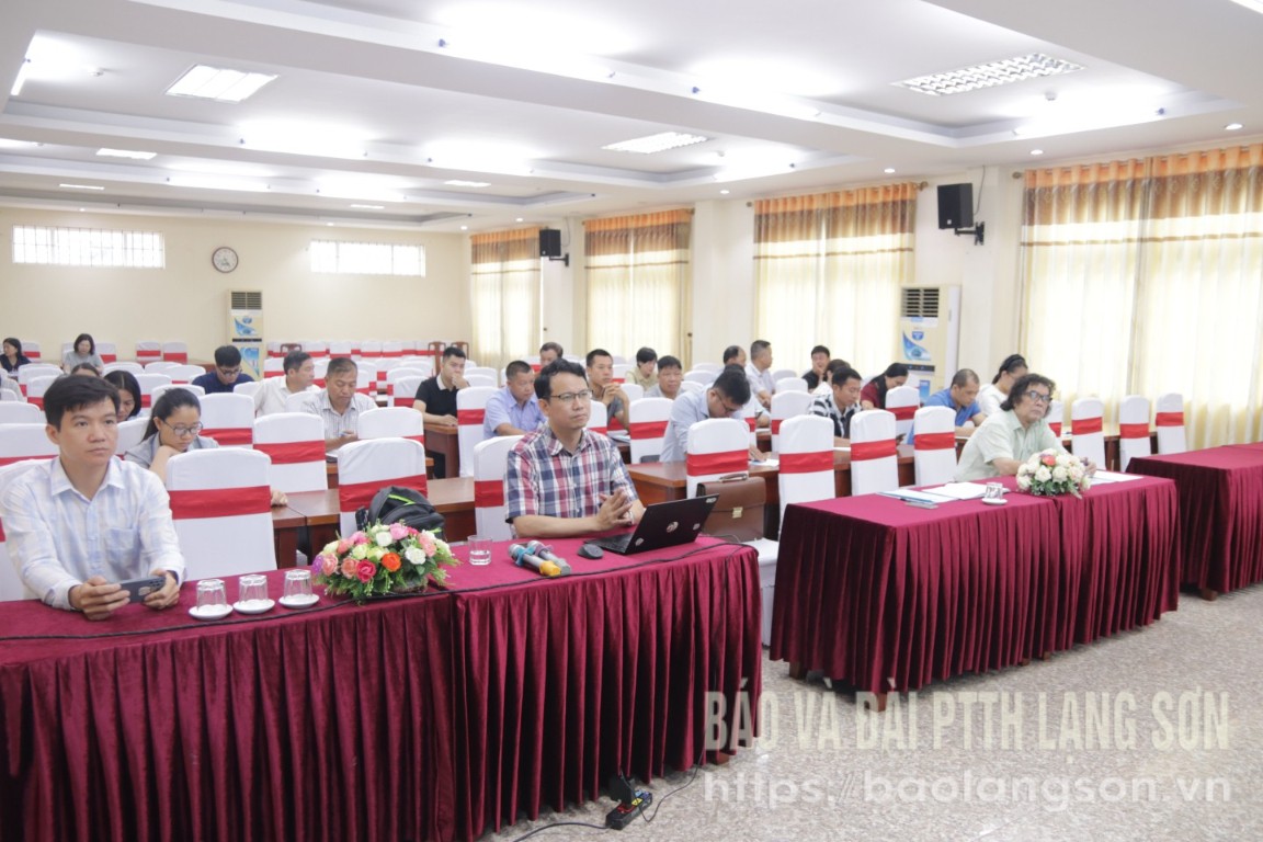 Các đại biểu tham dự lớp tập huấn
