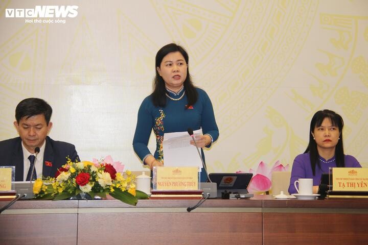 Phó Chủ nhiệm Ủy ban Pháp luật và Tư pháp Nguyễn Phương Thuỷ.